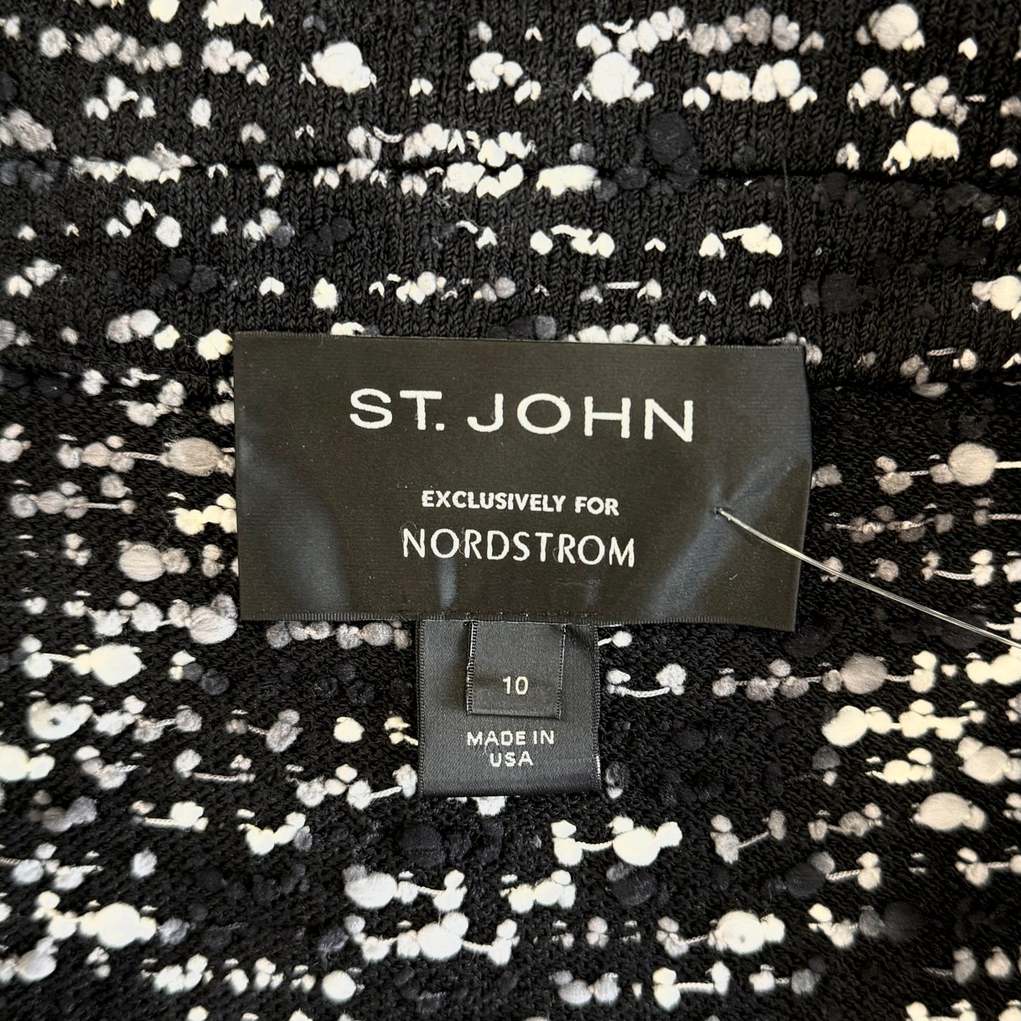 St. John for Nordstrom Classic Wool Blend Eyelash Knit Jacket in Black & White - Size 10