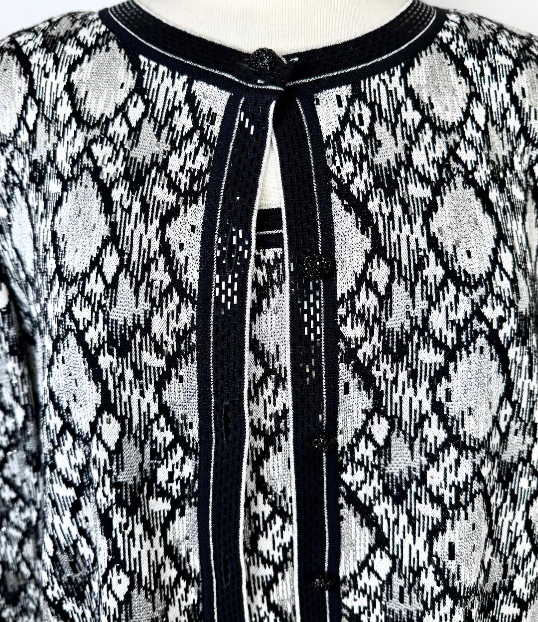 St. John Evening Black, White & Silver Snake Print Evening Set – Jacket & Shell - Size XL - NWT $2,090