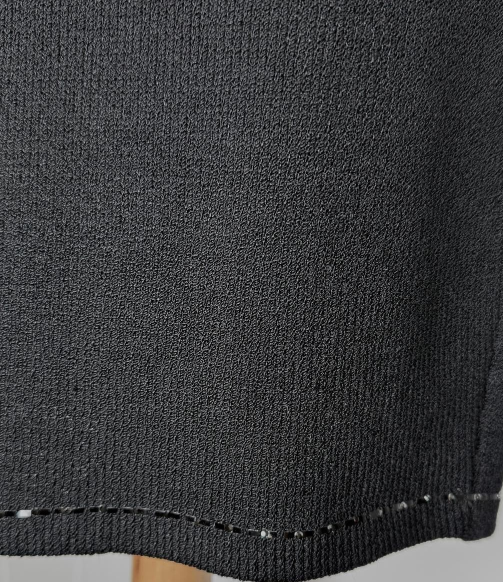 St. John Evening Black Santana Knit Skirt Suit with Elegant Paillette Detailing - Size 6 / 8