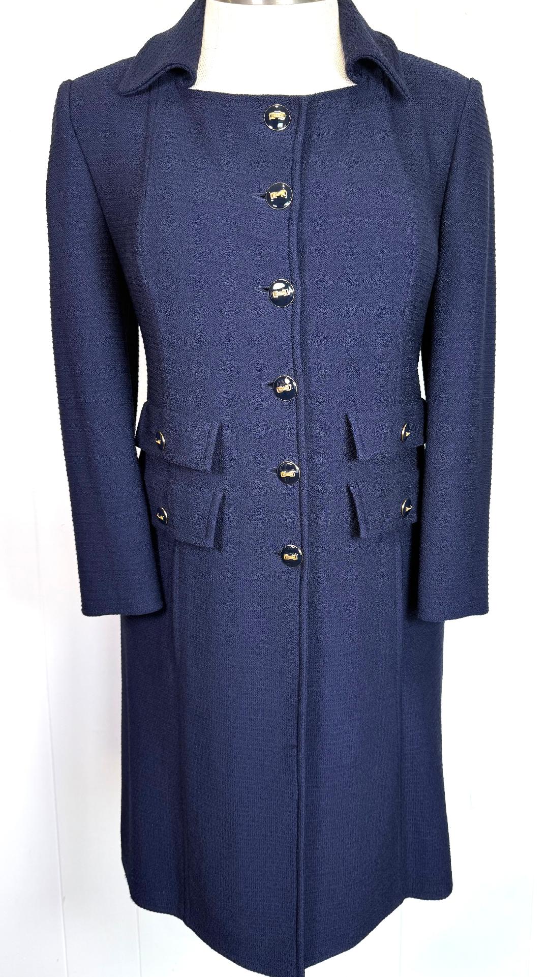 St. John Navy Textured Santana Knit Coat – Gold Logo Buttons – Size 8