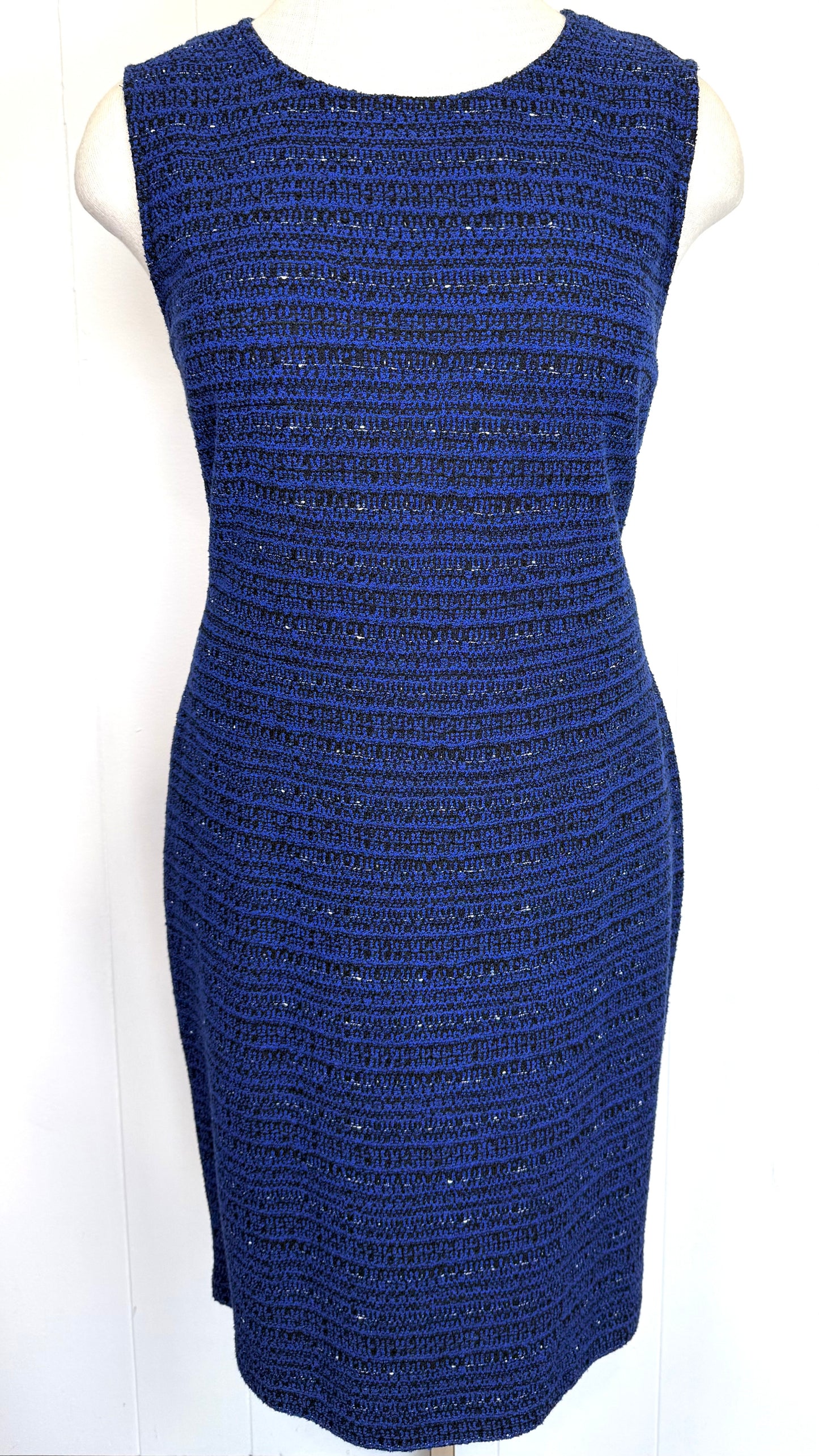 St. John Black, Blue & White Textured Santana Knit Dress – Size 16