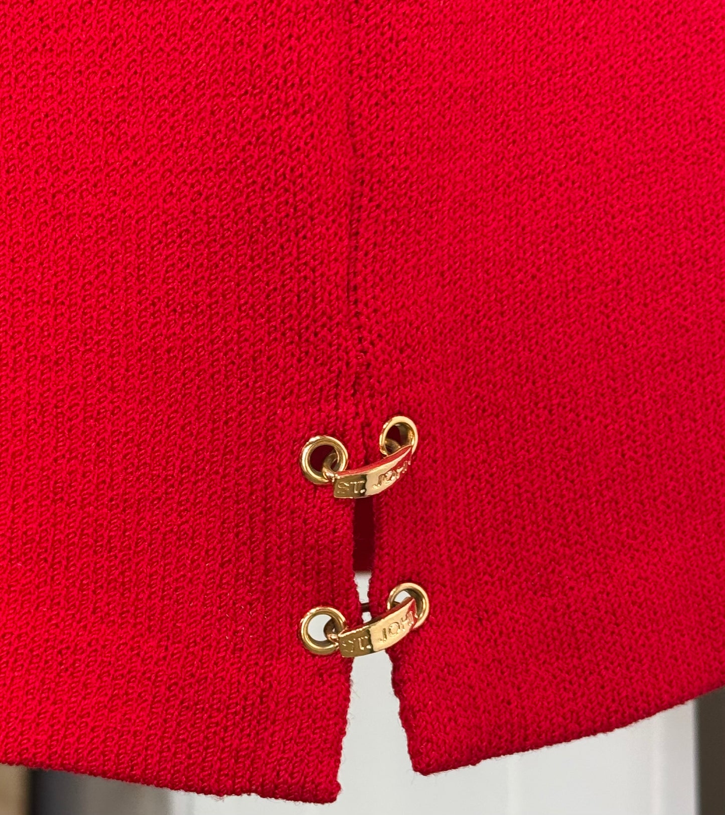 St. John Red Santana Knit Dress – Gold Logo Detail – Size 10
