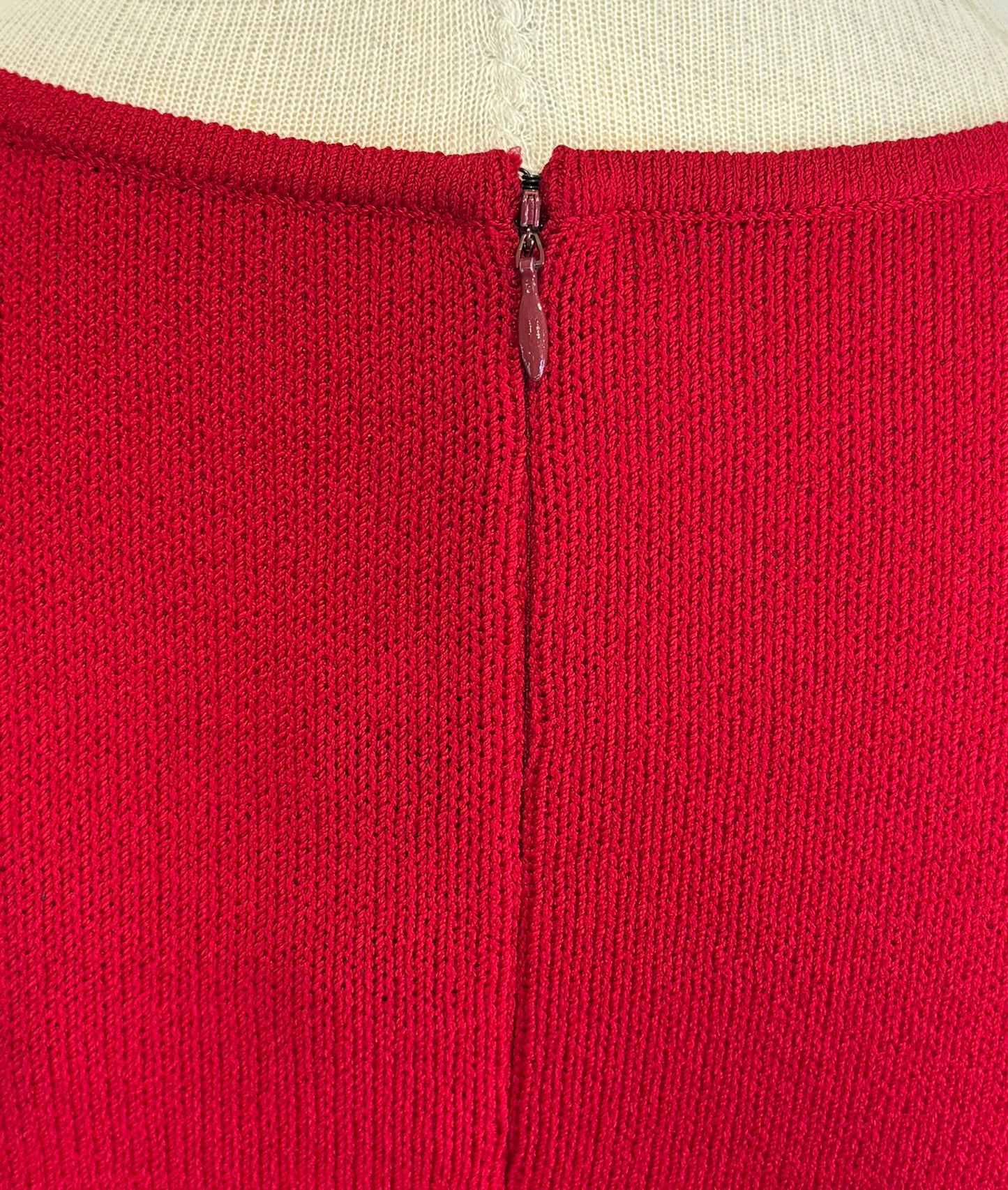 St. John Red Santana Knit Dress – Gold Logo Detail – Size 10