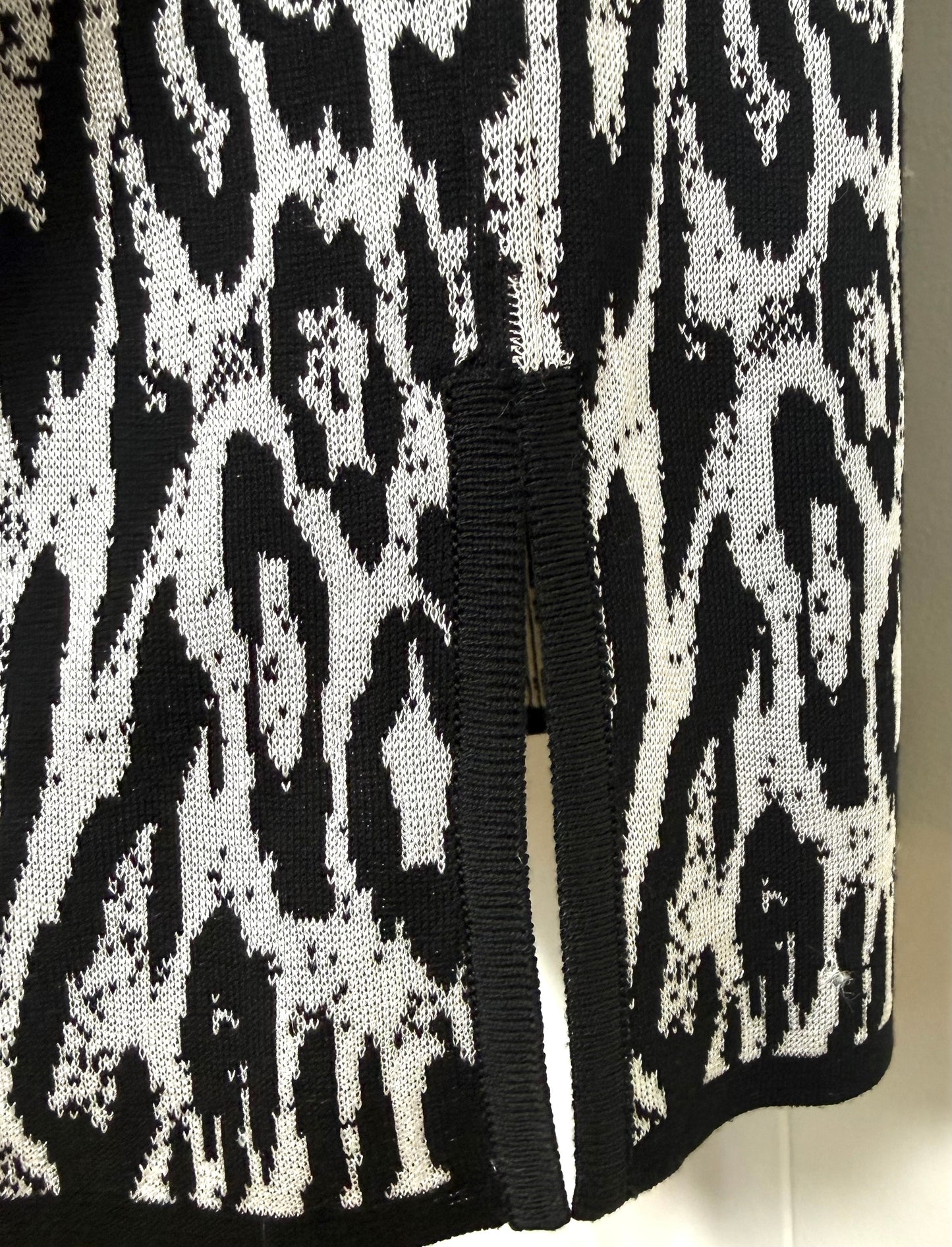 St. John Black & White Shimmer Knit Dress – Belted Style – Size 6