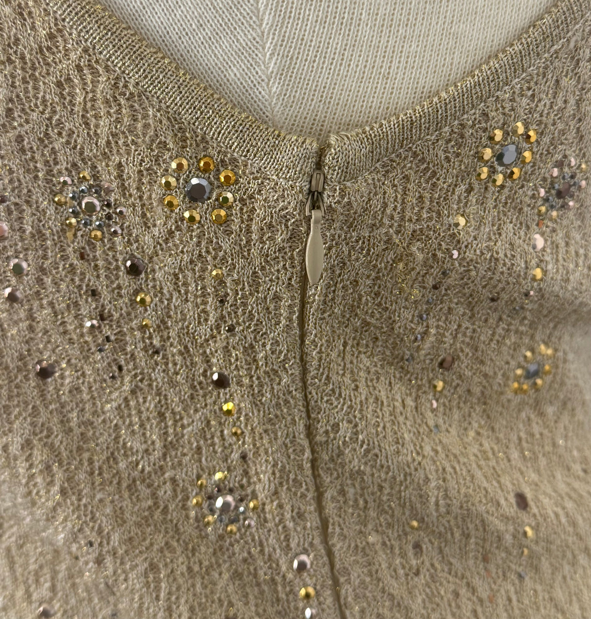 St. John Gold Textured Knit Evening Dress – Gold & Silver Paillettes – Size 14