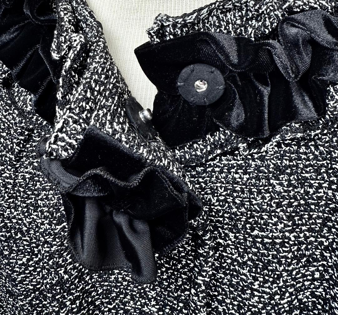 St. John Couture Black & White Textured Swing Jacket with Velvet Trim - Size 12/14