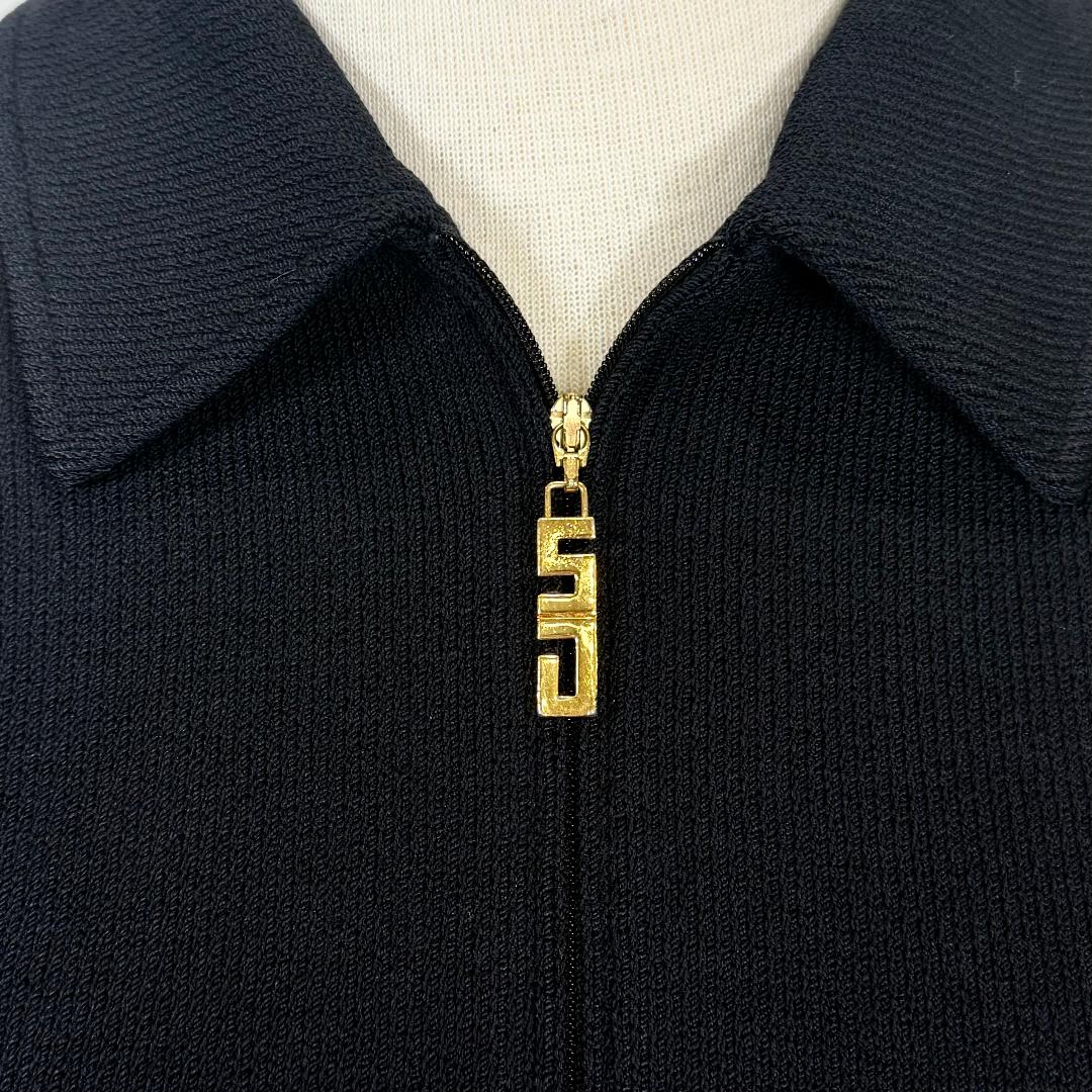 St. John Classic Black Santana Knit Jacket with Gold Logo Zipper - Size 14