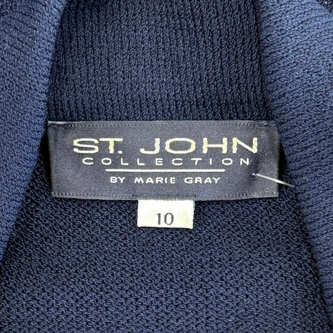 Classic St.John knit jacket in navy with white green trim logo buttons size 10