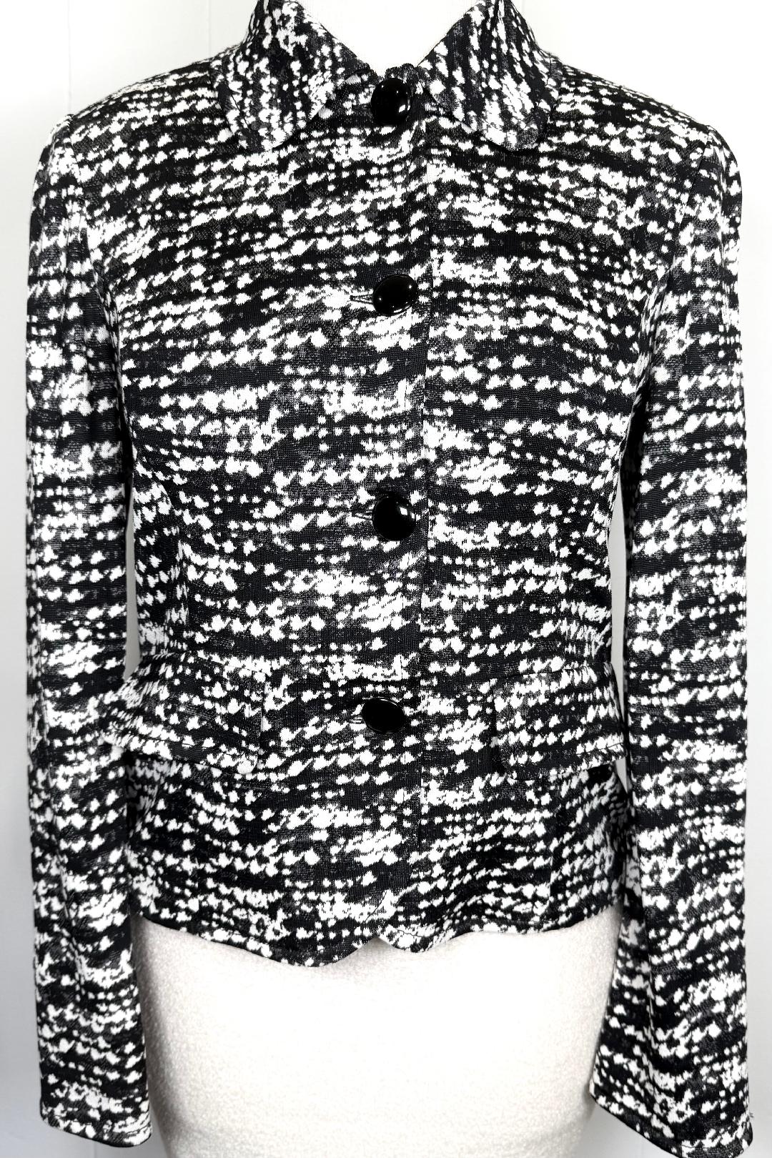 St. John Black & White Print Rayon Wool Knit Jacket – Foldable Cuffs & Logo Buttons – Size 10
