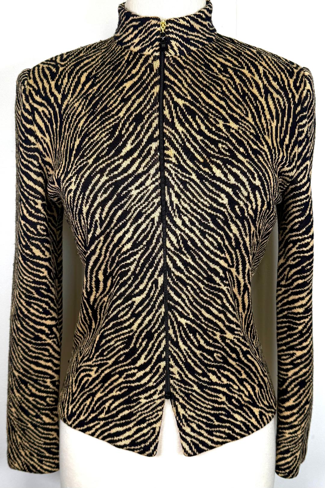 St. John Animal Print Wool Blend Knit Jacket – Zip Front – Size 6
