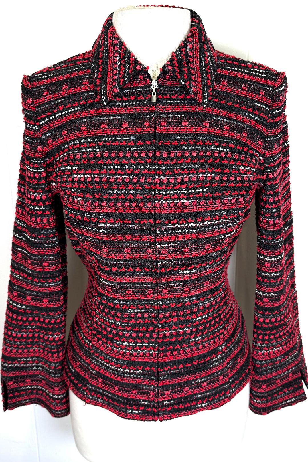 St. John Black, Red & White Textured Knit Jacket – Zip Front & Tailored Fit – Size 4