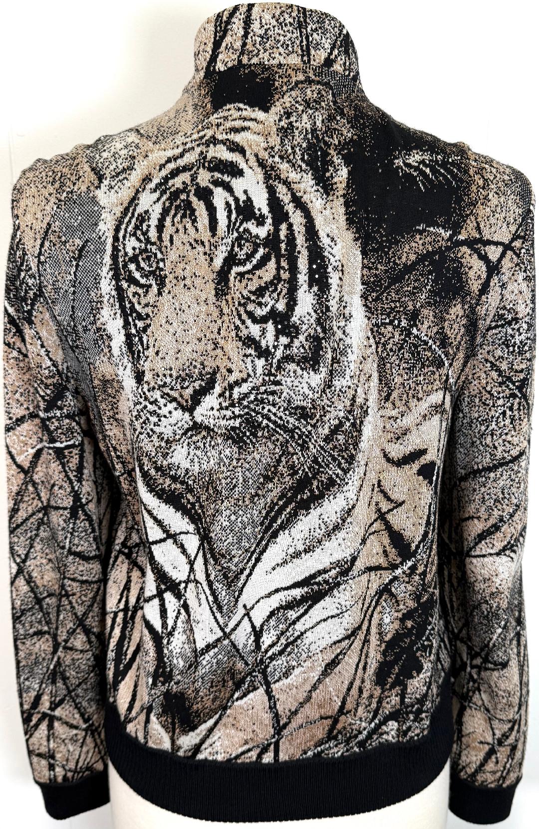St. John Multi-Tone Printed Jacket – Tiger Motif with Paillettes – Size 6
