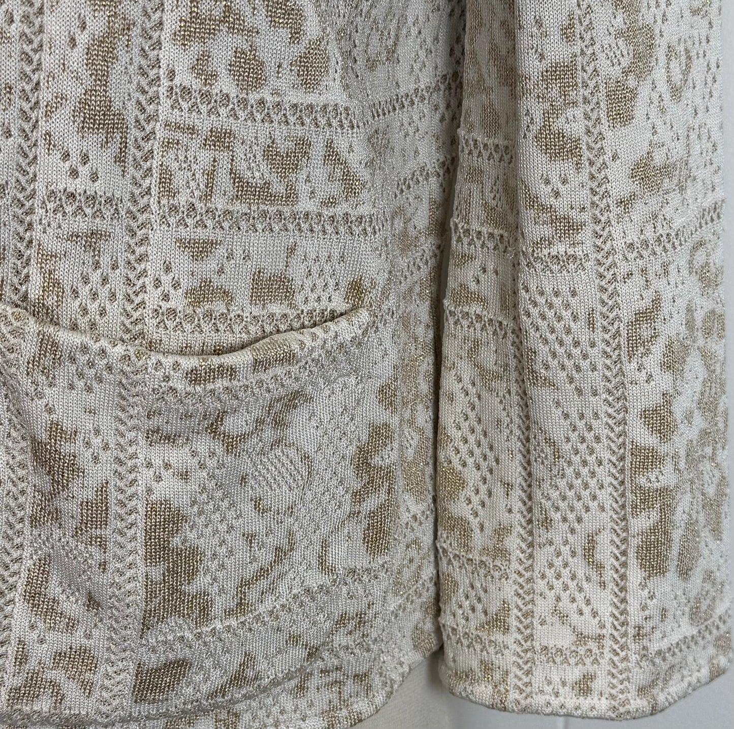 St. John White & Gold Pattern Knit Short Jacket – Crystal Button Closure – Size 6