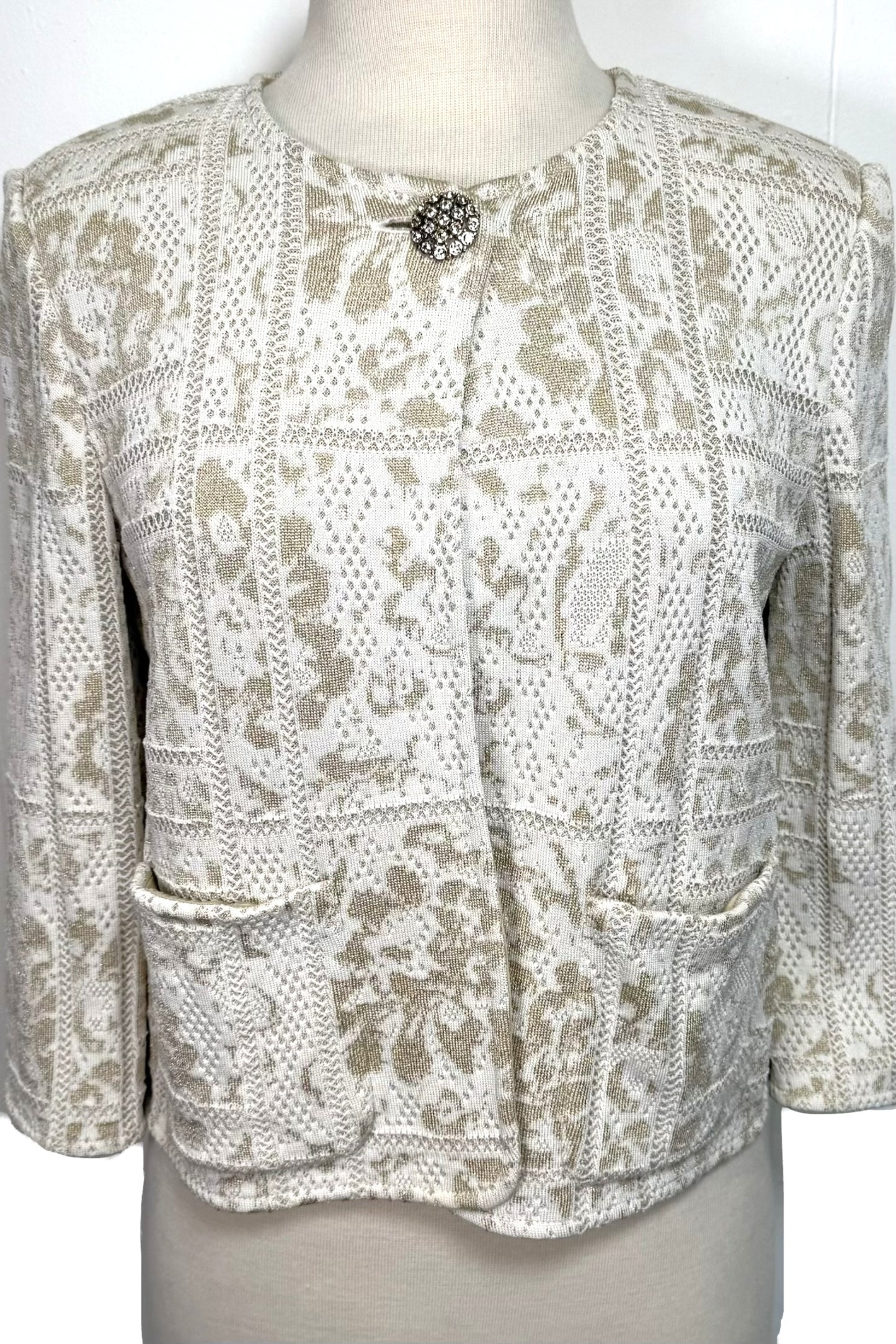 St. John White & Gold Pattern Knit Short Jacket – Crystal Button Closure – Size 6