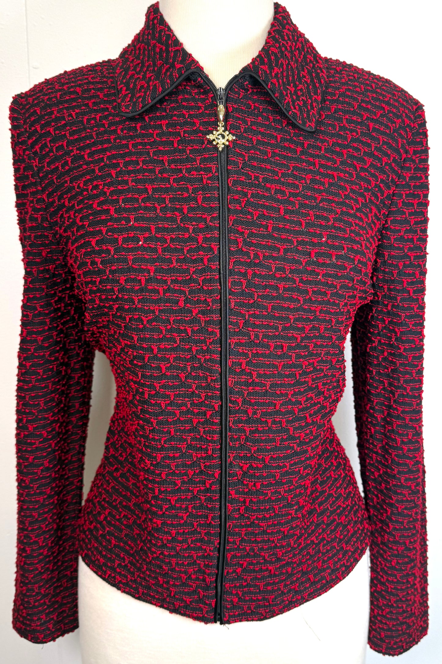 St. John Black & Red Textured Wool Blend Jacket – Gold Logo Zipper – Size 10