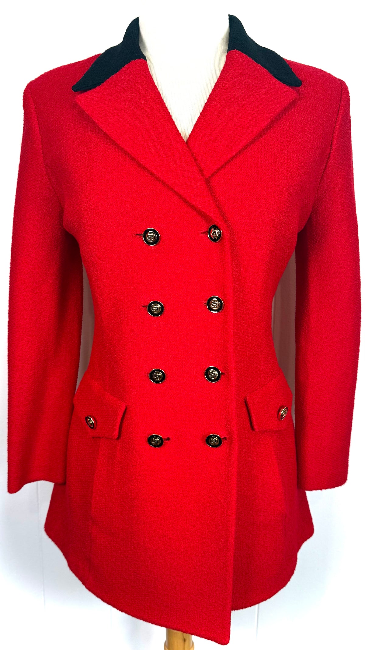 St. John Red Textured Santana Knit Jacket – Black Lapel & Gold Logo Buttons – Size 2