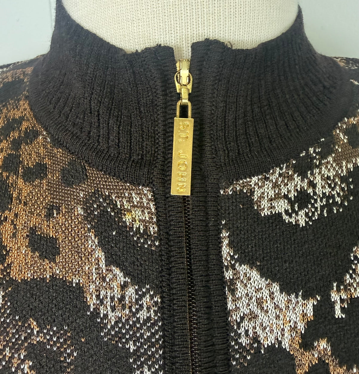 St. John Brown & White Animal Print Jacket – Logo Zipper Pull – Size S