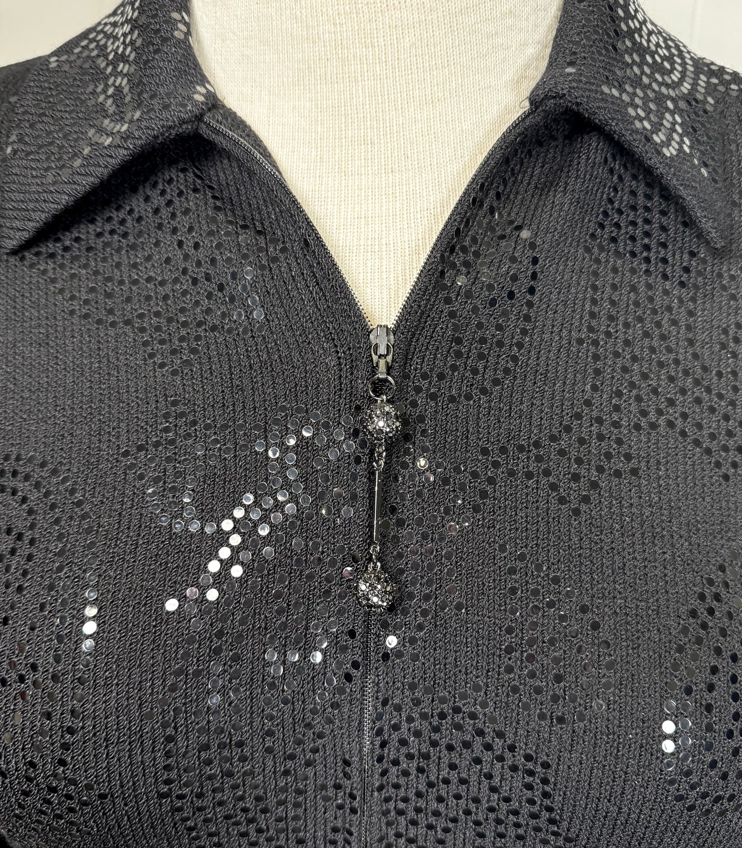 St. John Black Santana Knit Evening Jacket – Circle Paillettes – Crystal Zipper – Size 8