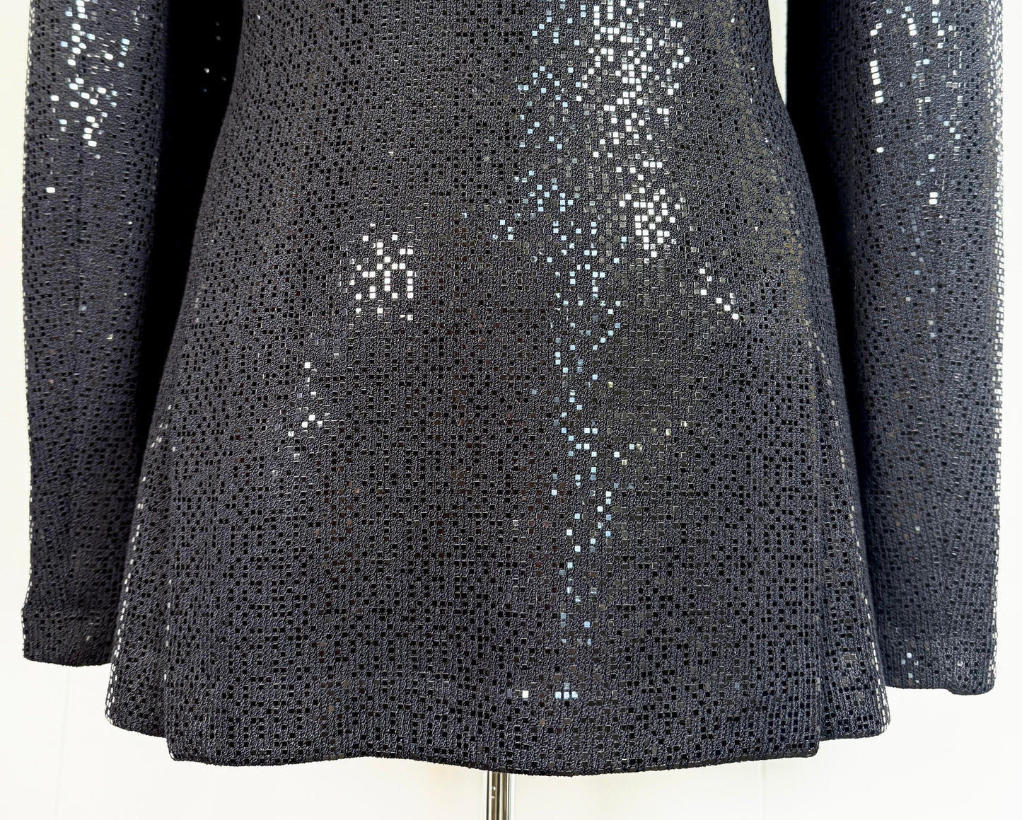 St. John Black Santana Knit Long Jacket – All-Over Shiny Paillettes – Elegant Statement – Size 12
