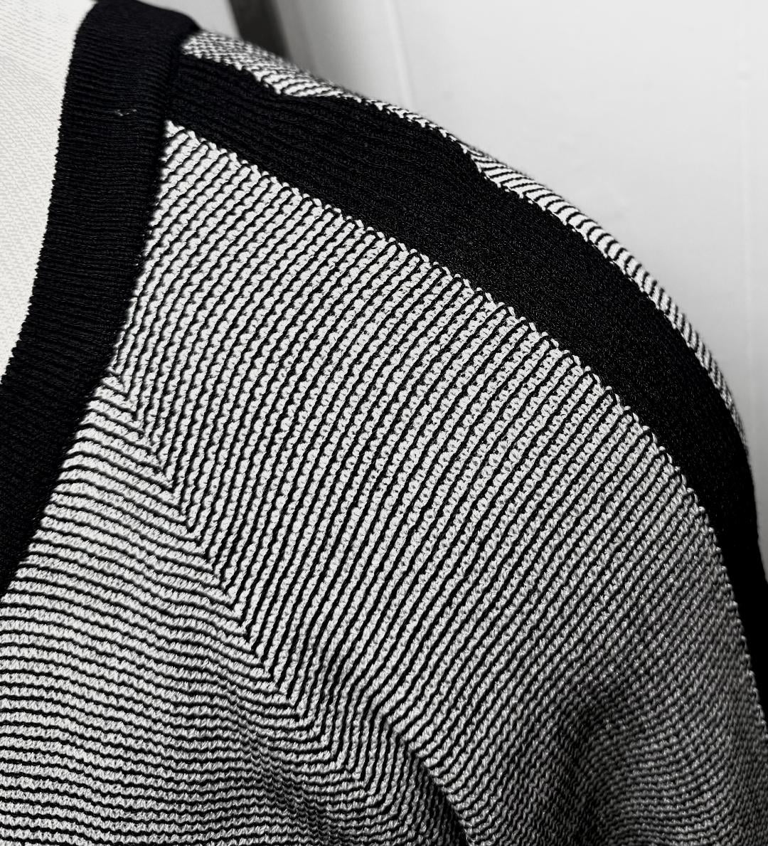 St. John Black & White Knit Button-Front Jacket - Logo Buttons & Sporty Trim - Size XL/14/16