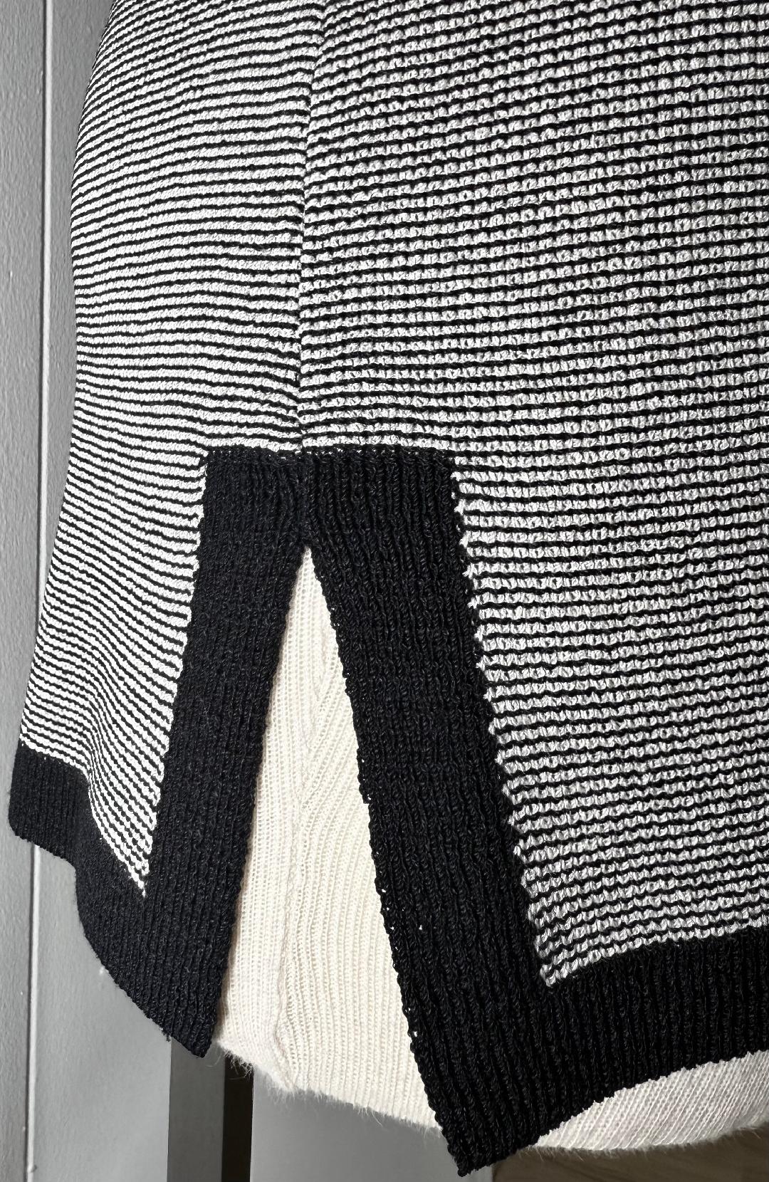 St. John Black & White Knit Button-Front Jacket - Logo Buttons & Sporty Trim - Size XL/14/16