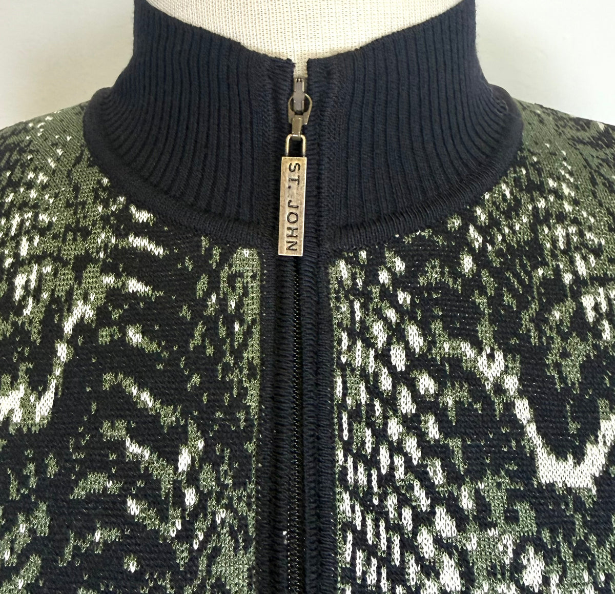 St. John Black, Green & White Print Knit Jacket – Logo Zipper Detail – Size P