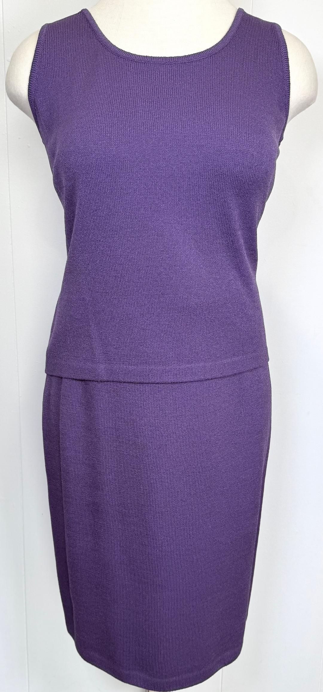 St. John Rare 3-Piece Santana Knit Skirt Suit in Purple & White with Logo Buttons & Flower Pin - NWT $2,735 - Size 14