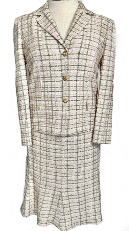 St. John Beige–Pink–Gold Plaid Santana Knit Skirt Suit – Two-Piece Textured Ensemble - Size 12