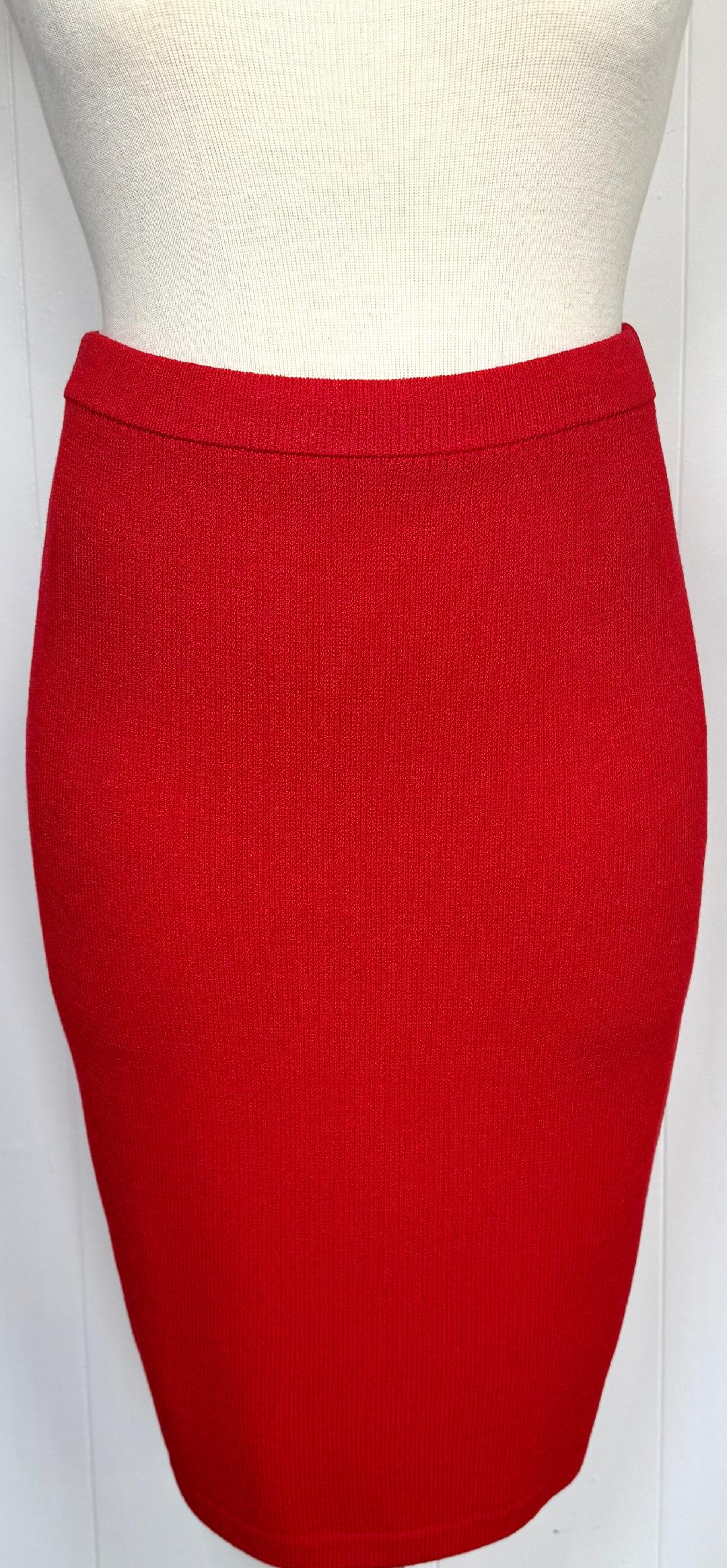 St. John Red Santana Knit Skirt Suit – Notched Lapel Jacket & Classic Pencil Skirt – Size 10/12
