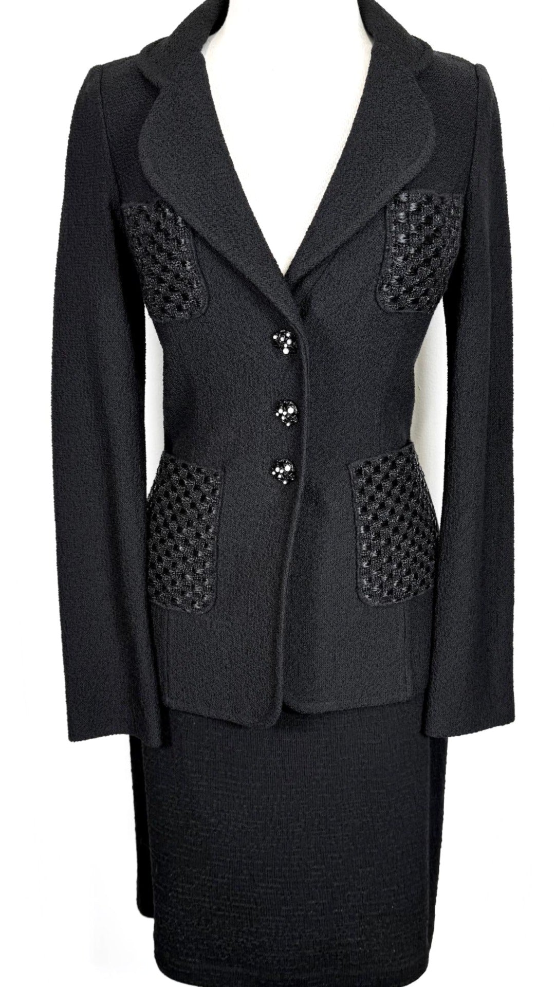 St. John Black Textured Santana Knit 2-Piece Suit – Rounded Lapel Jacket & Matching Skirt – Jacket Size 2 / Skirt Size 2 (Fits Like 4) - NWT $1,295