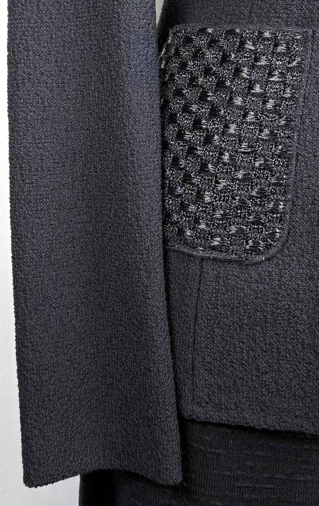St. John Black Textured Santana Knit 2-Piece Suit – Rounded Lapel Jacket & Matching Skirt – Jacket Size 2 / Skirt Size 2 (Fits Like 4) - NWT $1,295