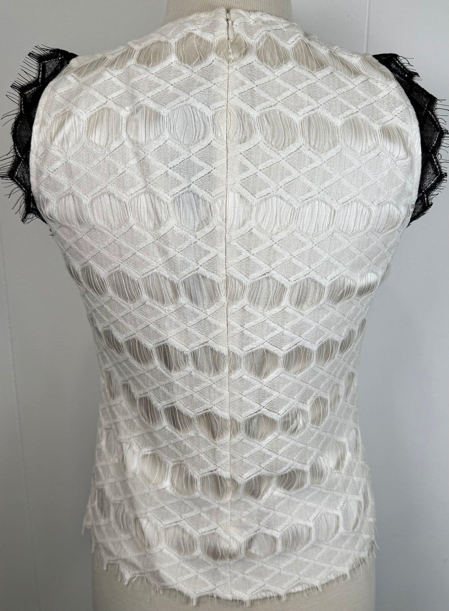 St. John White & Black Sheer Jacket & Top Set – NWT $2,590 – Size 4
