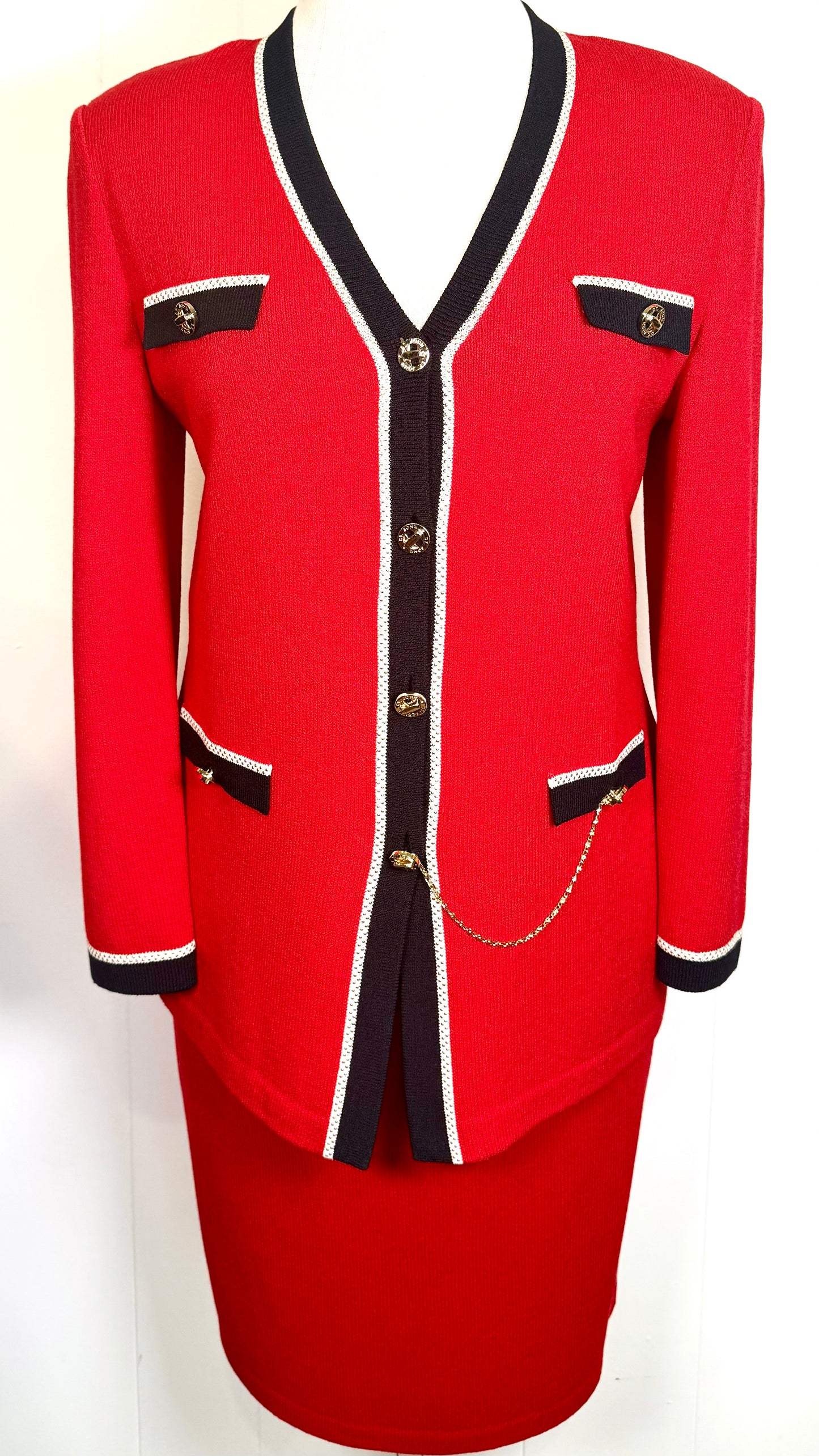 St. John Red Santana Knit Jacket & Skirt Set  – Gold Logo Buttons – Size 12