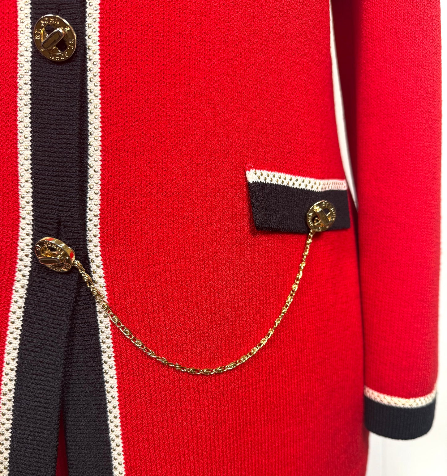St. John Red Santana Knit Jacket & Skirt Set  – Gold Logo Buttons – Size 12