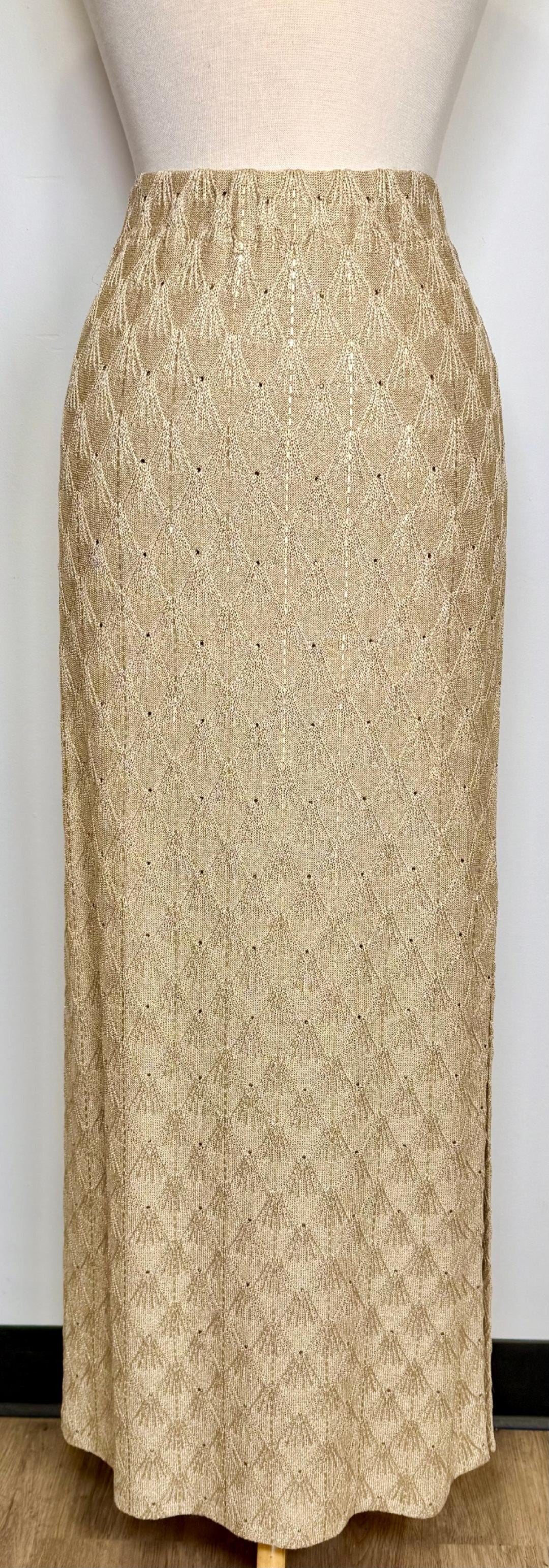 St. John Evening Light Gold Metallic 3-Piece Jacket, Shell, and Skirt Set with Scalloped Edges & Brooch Closure - Size 6