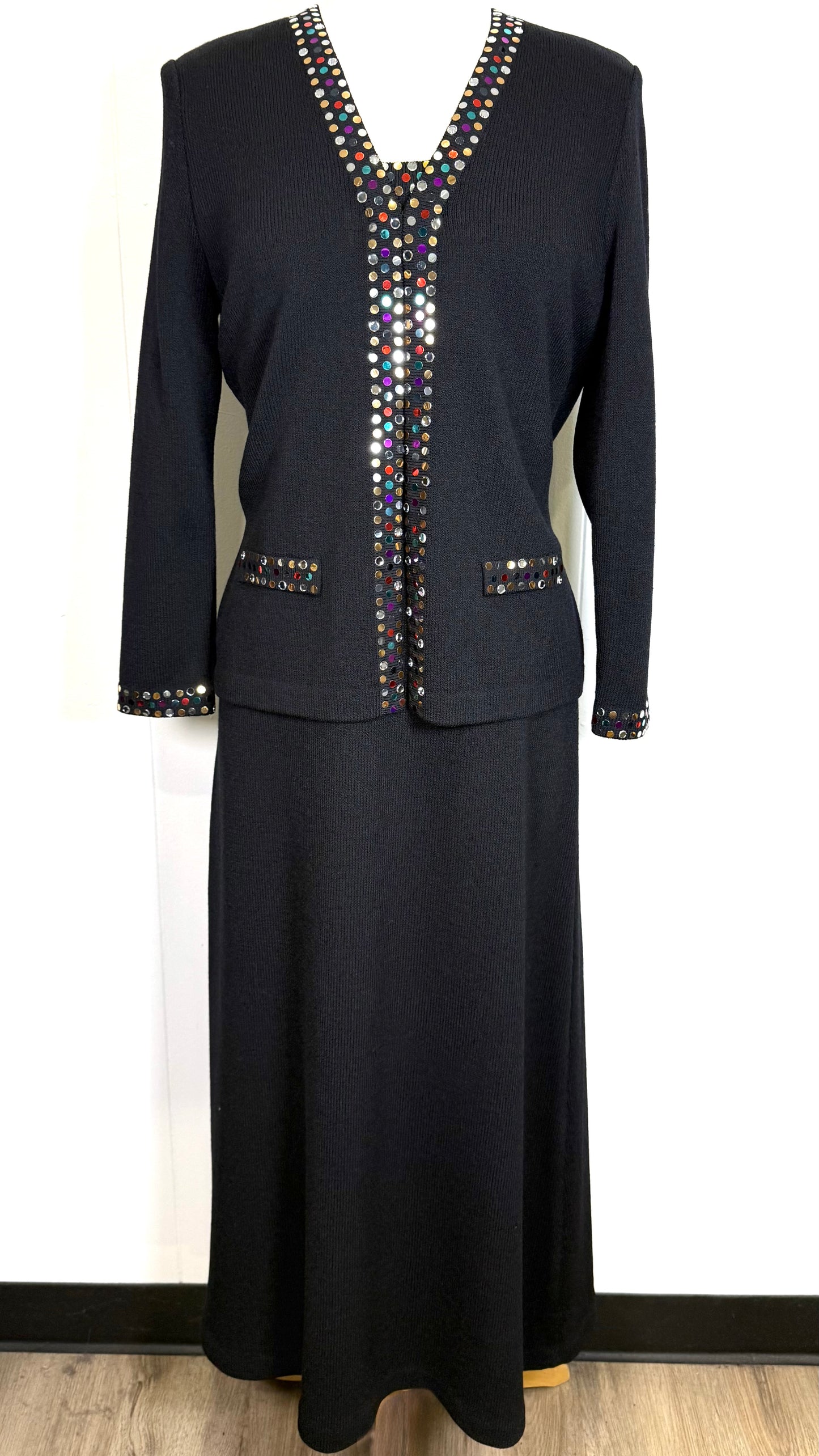 St. John Black Santana Knit 2-Piece Outfit – Multi-Color Paillettes – Size 6