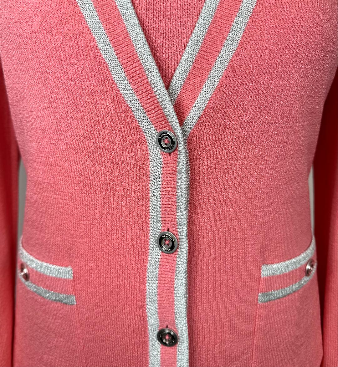 St. John Sport Coral & Silver Santana Knit Two-Piece Set with Pockets – NWT 1,790 - Size M/L/10/12