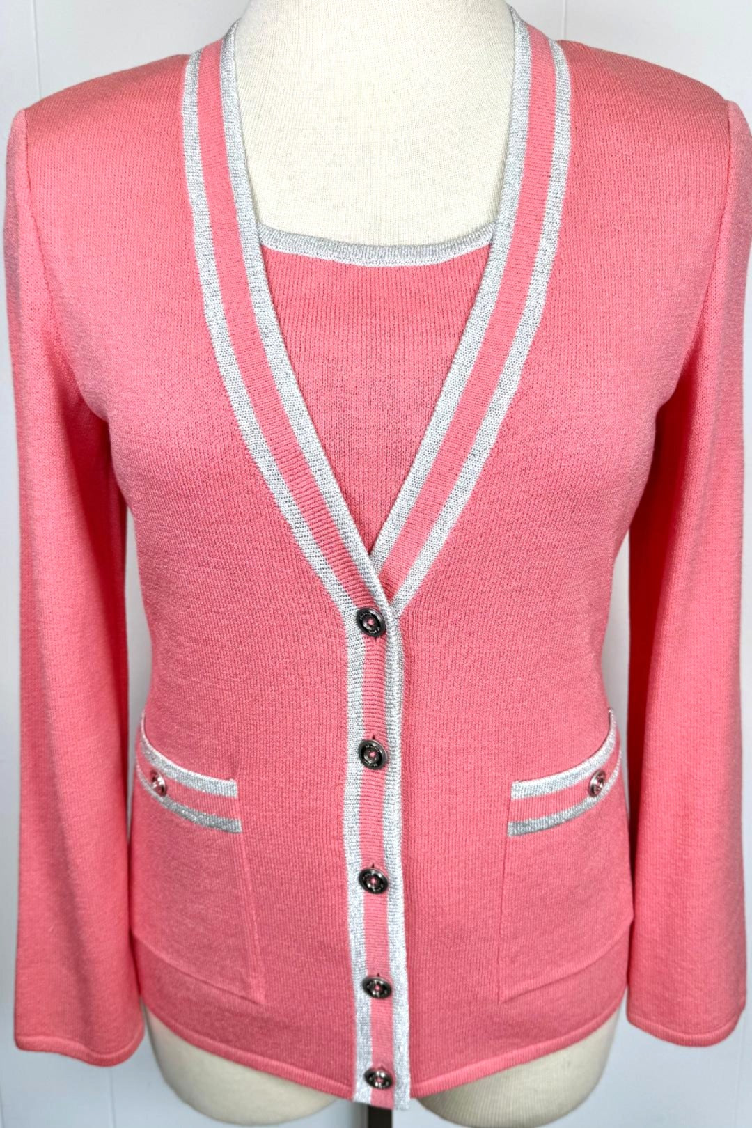 St. John Sport Coral & Silver Santana Knit Two-Piece Set with Pockets – NWT 1,790 - Size M/L/10/12